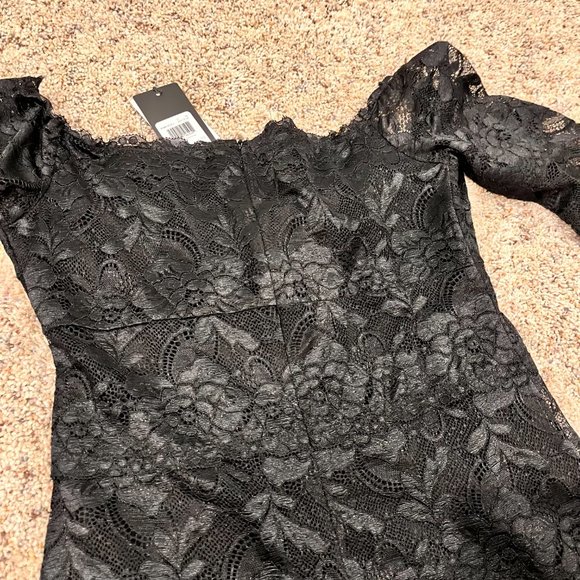 Guess Off Shoulder Gabbie Dress - Picture 3 of 6